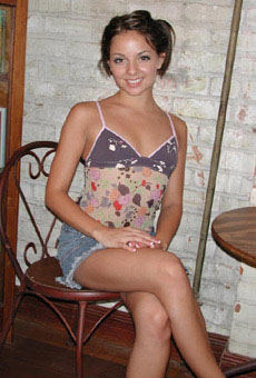 leslie_caprice_552