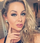 ella_900