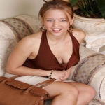 joyce_howard_571
