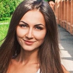 Female Scammer Profiles