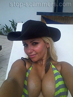 victoria_818